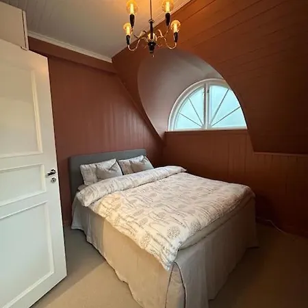 Charming City Apartment *
